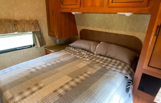 29' Coachmen Catalina DELIVERY ONLY - Hassel FREE!