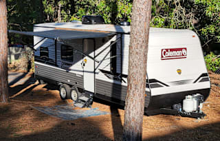 The Nomad Pad - Pet Friendly RV Rental