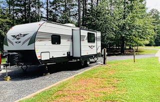 Fully Loaded Camper made for a Glamper!