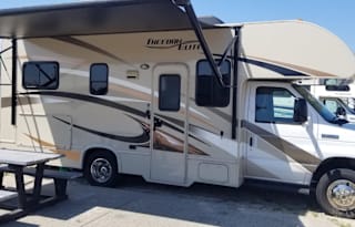 2016 Thor Motor Coach Freedom Elite 23H