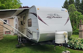 MoJo's 2012 Jayco Jay Flight Sleeps 6-7