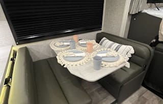 2023 Entrega Odessy with Bunks and Wifi - June Sky