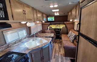 Spectacular and Super cozy 2014 Freelander