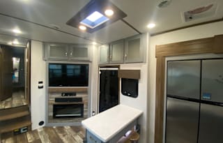 2021 Keystone RV Fuzion 424