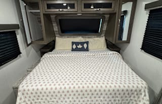 Adventure in Comfort: Rent the Keystone Cougar
