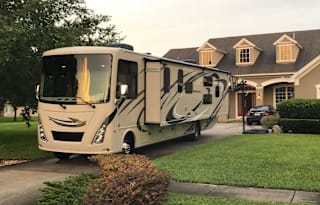 "The Memory Maker" BEAUTIFUL!!! 2018 THOR Windsport 34'