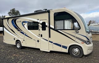 2017 Thor Motor Coach Axis 25.3