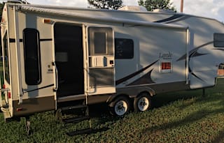 2005 Keystone Laredo