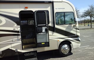 2011 Flair-Fleetwood Southwind, " Pegasus "