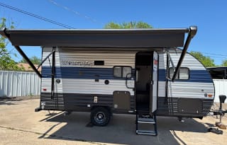 Family ready and pet friendly Wolf Pup Camper