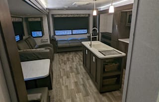 2019 Forest River Wildwood 27