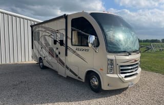 2015 Thor Motor Coach Vegas 24.1