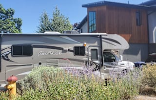 2013 Thor Motor Coach Four Winds 24C