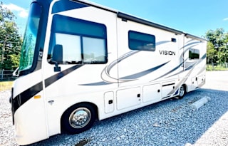 2021 Entegra Coach Vision 27A