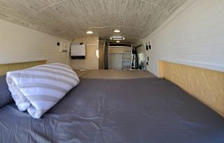 2021 Travel Van - Comfort King