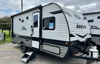 NoMi the camper, a 2024 Jayco jay flight!