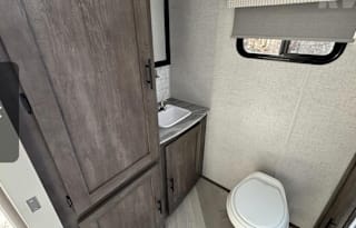 2021 Forest River RV Salem 22RBS (Pet friendly)
