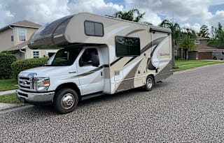 SweetPea: 2017 THOR QUANTUM 24 FT Long– GR22
