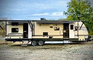 2019 Winnebago Minnie Winnie Plus 31BHDS
