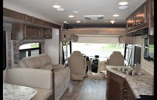 Tailgater Jayco Alante - Free satellite TV