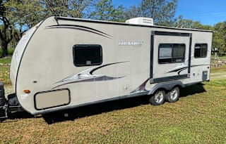 Komfort Trailblazer in the country