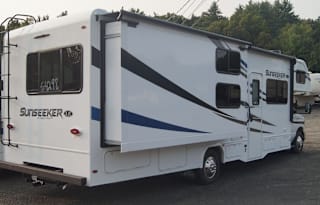 Fully Stocked with all the amenities!