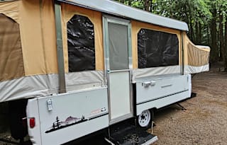 1999 Coleman Grand Tour Mesa
