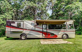 2007  Alpine Coach Limited