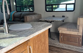 2018 Forest River RV Wildcat 282KBD