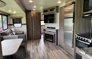 2022 Crossroads Zinger GBWI1668