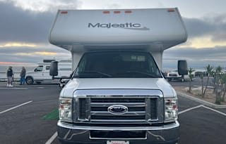 2011 Thor Motor Coach Four Winds 23A