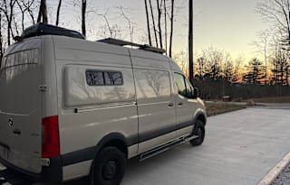 2022 Custom Built 4x4 Sprinter