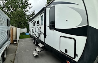 Outdoors RV 27 BHS