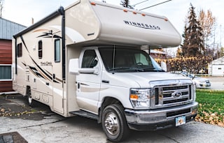 2017 Coach Like New