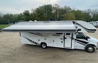 The GYPSY: Gorgeous NEW Luxury Class C Motorhome