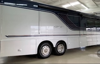 Luxury Class Contemporary RV,
