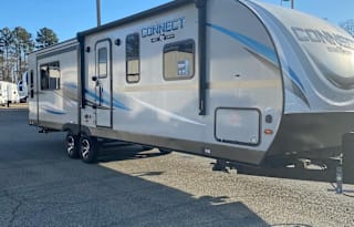 2019 KZ Connect C303RL (Pet Friendly and Sleeps 6)