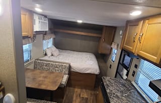 2017 Keystone RV Summerland Mini 1800BH