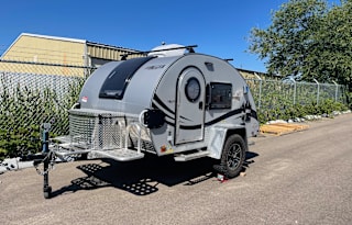 2022 nuCamp RV TAG XL 6-Wide
