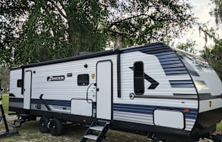 2021 CrossRoads RV Zinger ZR320FB