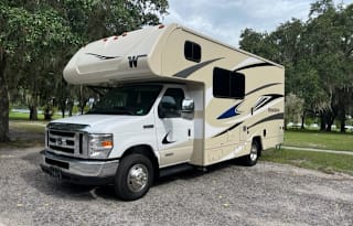 2020 Winnebago Minnie Winnie