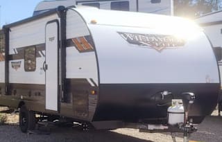 **NEW**2022 Forest River Wildwood Select Sleeps 7