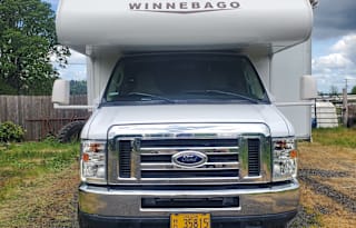 2015 Winnebago Minnie Winnie 31K