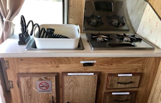 LAX Vintage Camper Van Motorhome Sleeps 4 Toilet