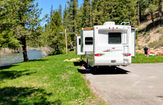 2008 Thor Hurricane 34B - Bunkhouse