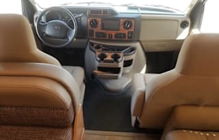 2017 Thor Motor Coach Chateau 26B