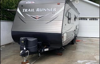 Heartland Trail Runner SLE 25 - *with Solar*
