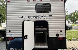 Mighty Mini Retreat: Springdale Mini 1810BH