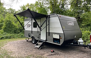 2023 Dutchmen Coleman Lantern LT17B