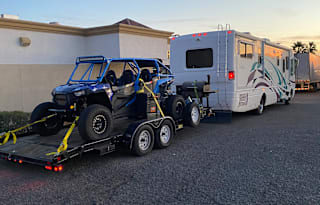 2005 Dolphin Motor Coach Dolphin A